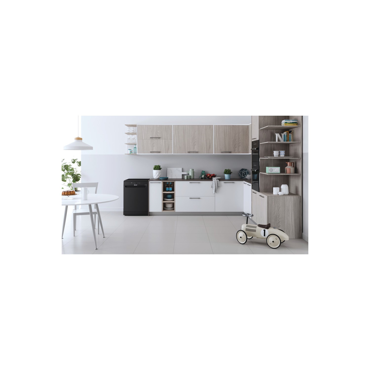 Indesit 13 Place Settings Freestanding Dishwasher - Black - Image 6