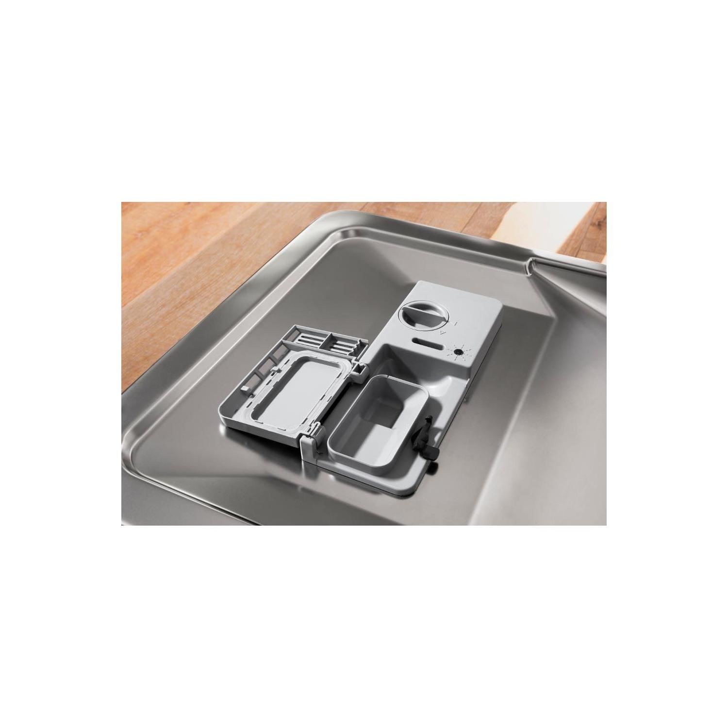 Indesit 10 Place Settings Freestanding Dishwasher - White - Image 5