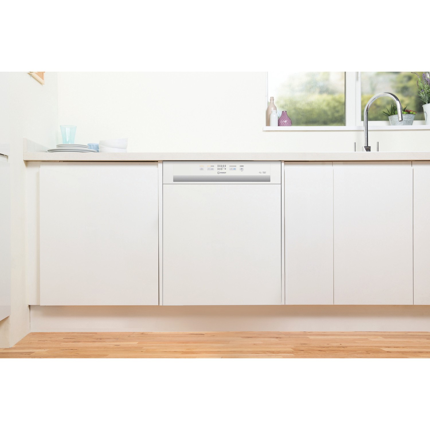 Indesit 14 Place Settings Semi Integrated Dishwasher - Image 3