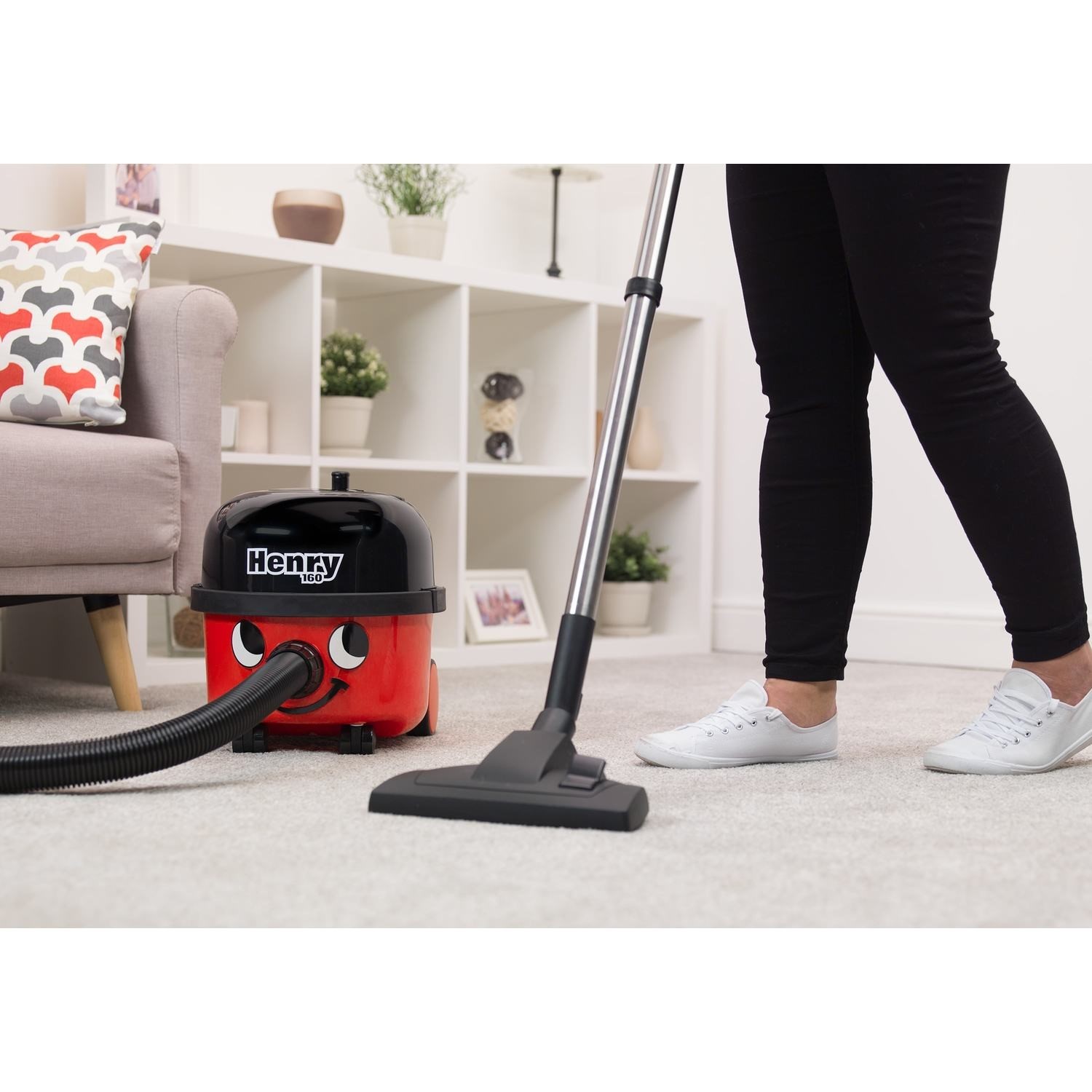 Numatic Henry Turbo Bagged Vacuum Cleaner - Image 2